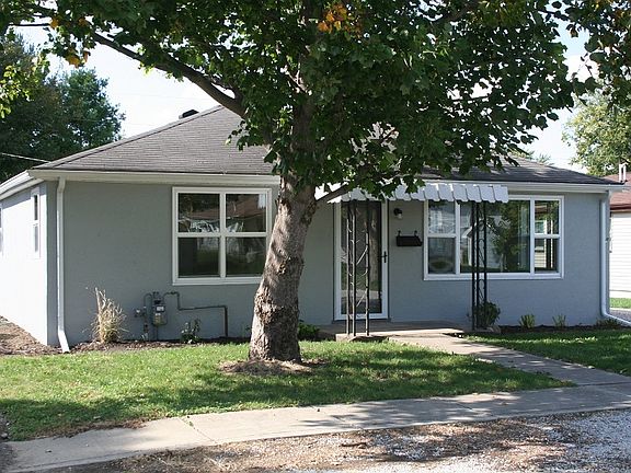 2nd image of 1156 Dolsen St