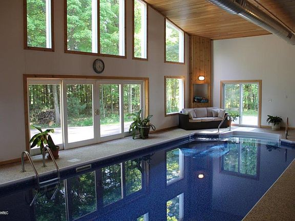 4th image of 16738 Pine Dunes Ct