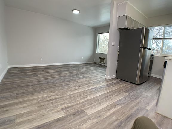 3rd image of 80 M St