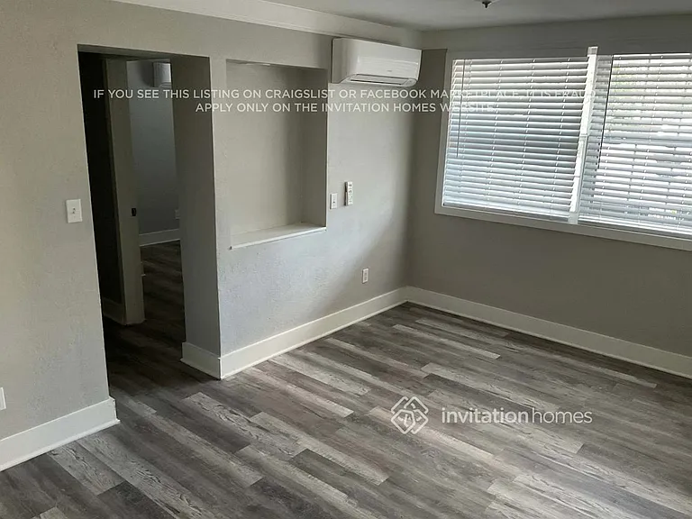 450 Iris Rd — Photo 6