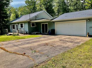 12688 Pritchard Ln, Crivitz, WI 54114