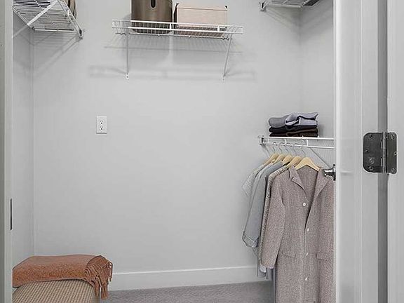 Building B Upgraded Avalon Design walk-in closet