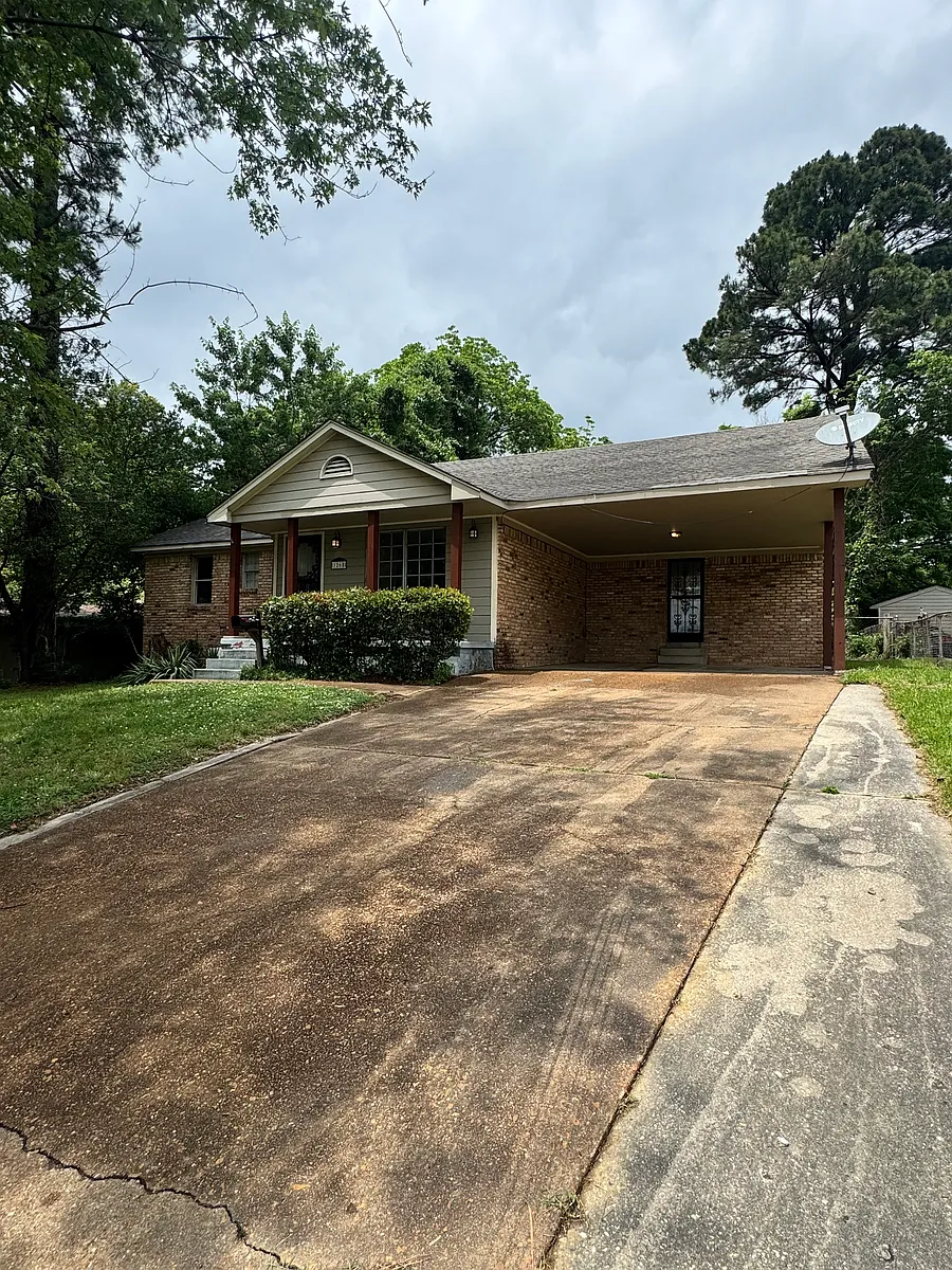 Building Photo - 1268 Vicksburg Dr