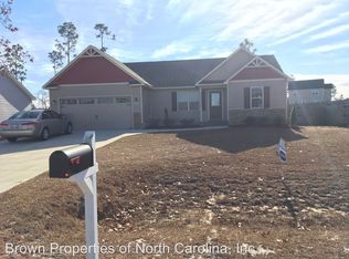 406 Bristol Ln, Hubert, NC 28539