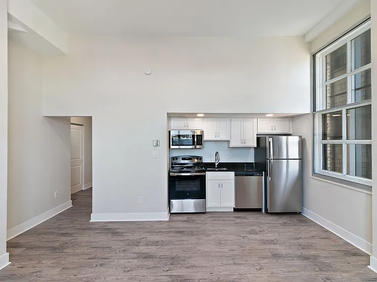 Fyfe Apartments — Photo 4