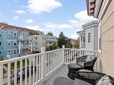 108 King St, Dorchester, MA, 02122