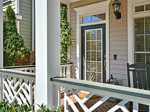 2nd image of 324 Village Walk Ln