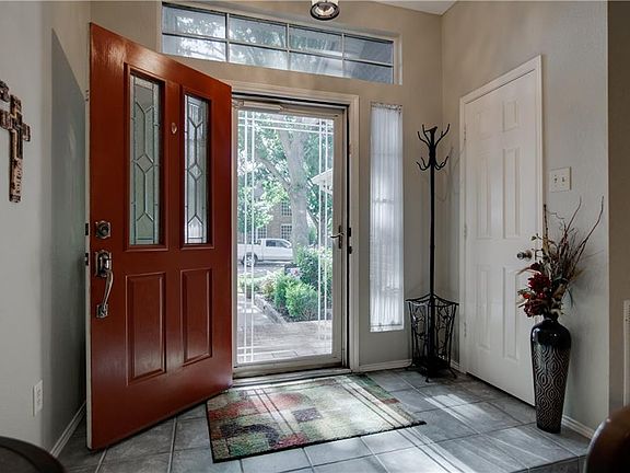 5th image of 7801 Clover Leaf Dr