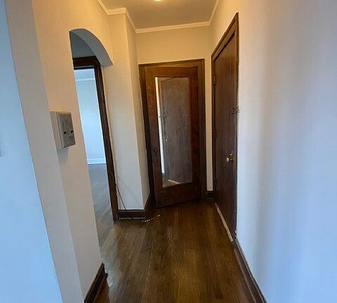 4th image of 5544 W Leland Ave #2C