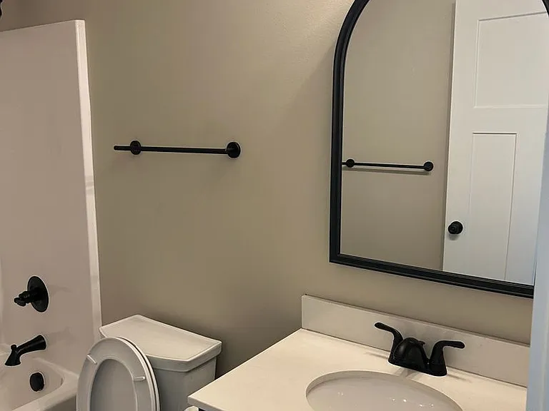 100 Nora Ln — Photo 11