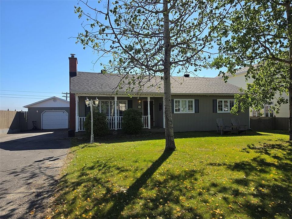 1st image of 826 Retty Street