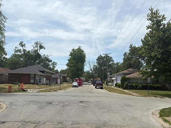 5th image of 14645 S Avalon Ave