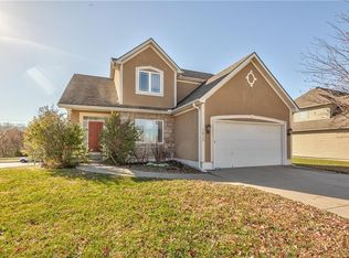 1816 NE Volos Ct, Blue Springs, MO 64029