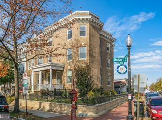 1601 Hobart St NW #4, Washington, DC 20009