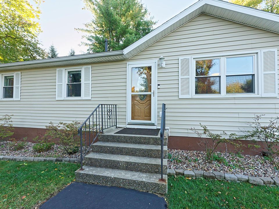 1st image of 31 Culver Ave