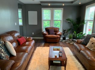 42 Mechanic St APT 2, Westfield, MA 01085