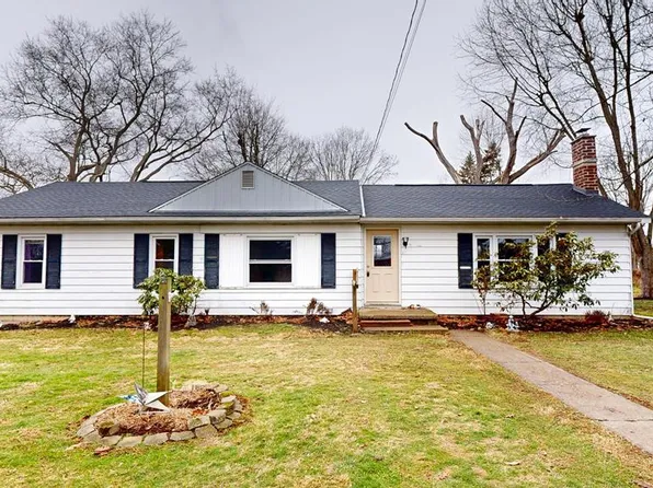 220 E Loudon Ave, Loudonville, OH 44842