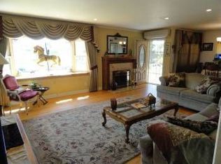 7198 Colony Rd, La Mesa, CA 91942