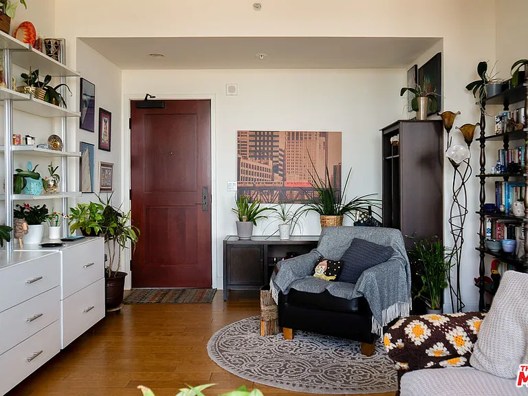 460 S Spring St #1002 — Photo 9