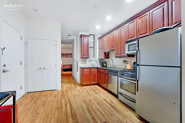 Rented by Sotheby's International Realty | media 3