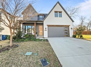 437 Jones St, Grapevine, TX 76051