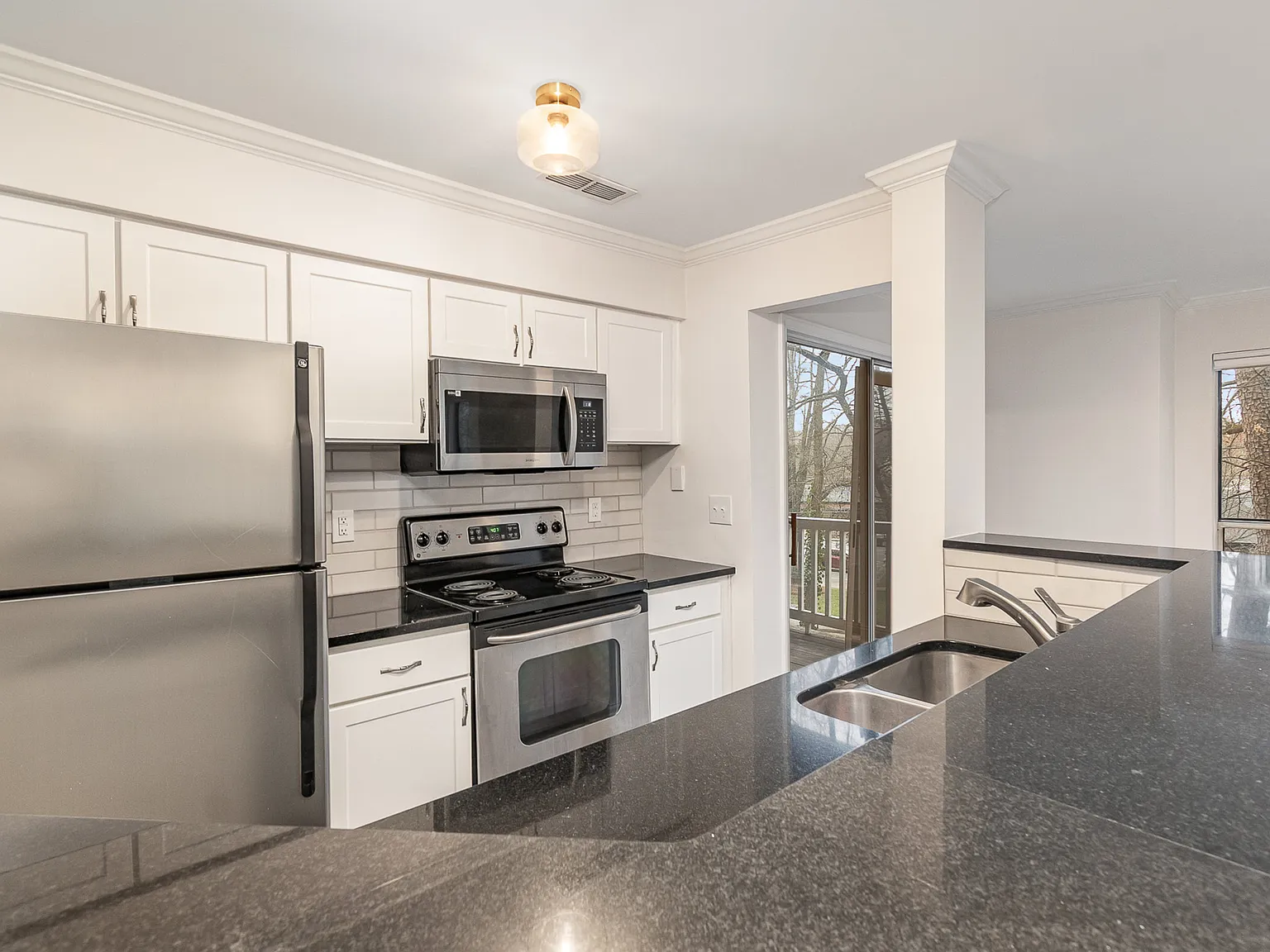 2512 Cranbrook Lane - 1 — Photo 4