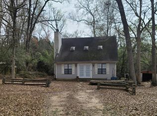 2540 Brentwood Dr, Lufkin, TX 75901