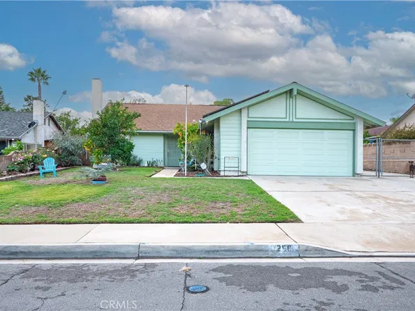 256 N Driftwood Ave, Rialto, CA 92376