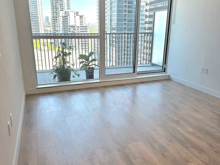 75 Billes Hts #910 — Photo 17