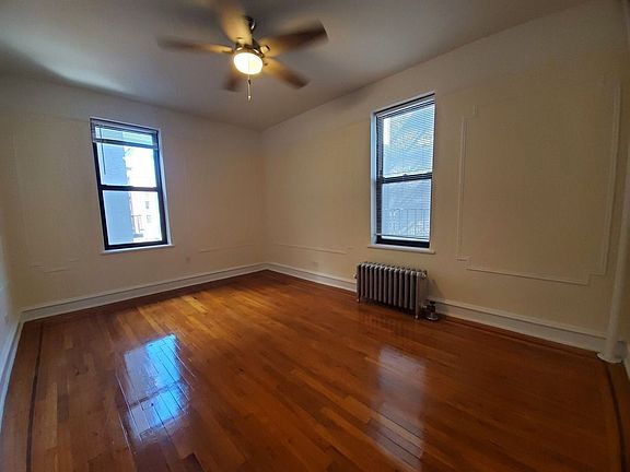4th image of 4141 41st St #4O