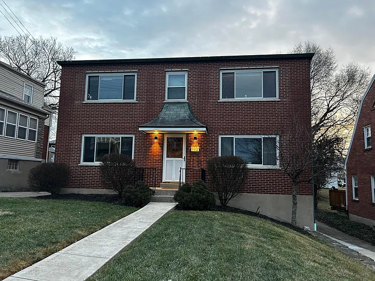 110 Glazier Ave #1 — Photo 1