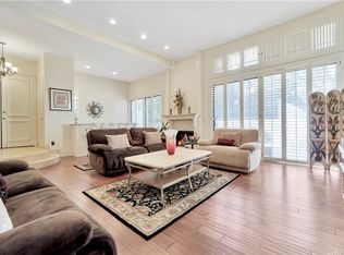 5245 White Oak Ave APT 9, Encino, CA 91316