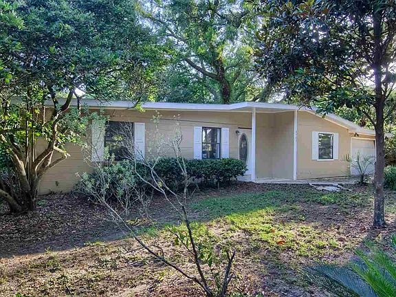 4th image of 4703 Christy Dr