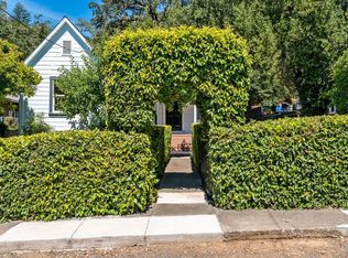 1344 Spring St, Hopland, CA 95449