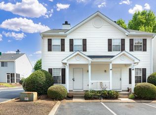 201 Hammett Grove Ln, Greer, SC 29650