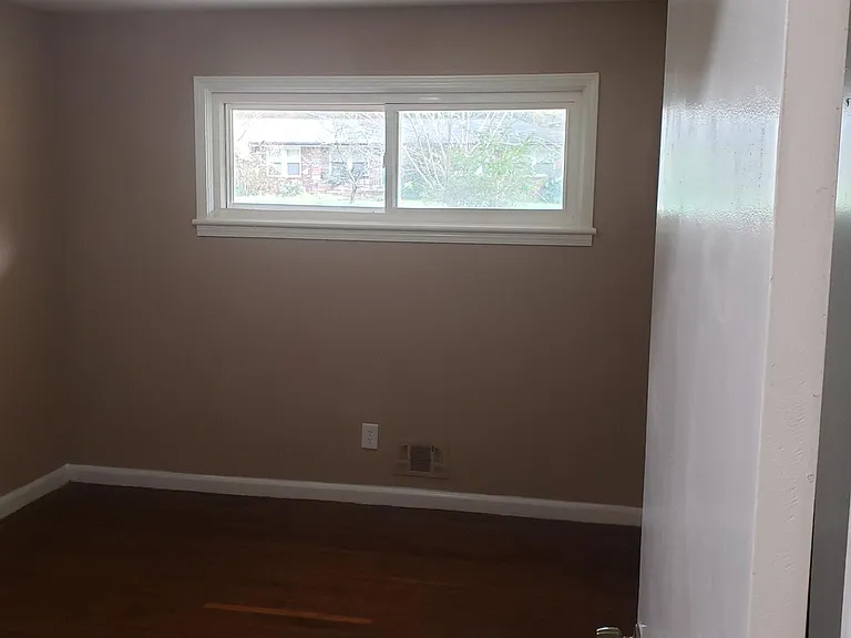 971 Gresham Ave SE — Photo 21