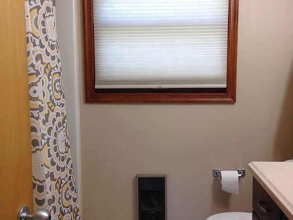 5th image of 46 Sky View Cir #C