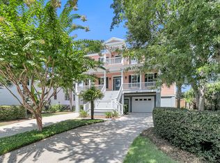 1489 Appling Dr, Mount Pleasant, SC 29464