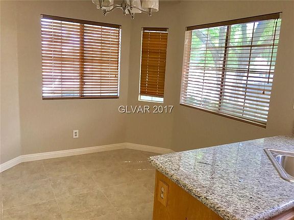 5th image of 7915 Cadenza Ln