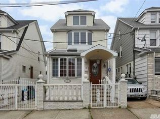 13816 Whitelaw St, Ozone Park, NY 11417