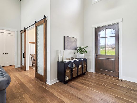 5th image of 8083 Easton Ln