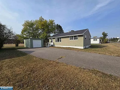 16 Hemlock Cir Photo 1