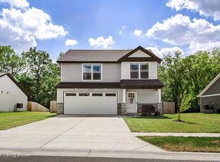 9012 Manslick Commons Dr, Louisville, KY 40219