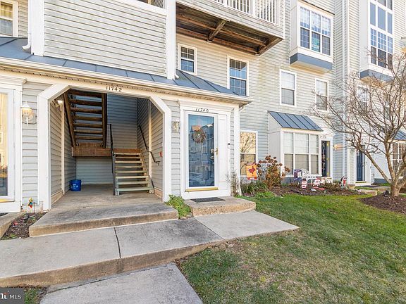2nd image of 11740 Tolson Pl #11740