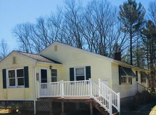 122 N Spencer Rd, Spencer, MA 01562