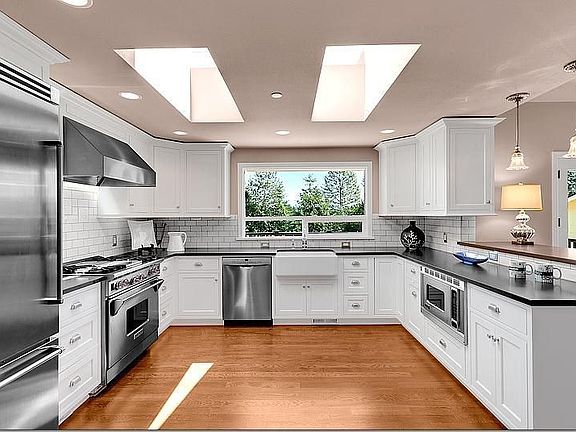 4th image of 16623 NE 180th Pl