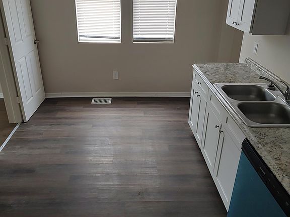 4th image of 200 E Polk Ave #200