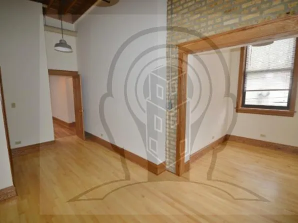 (undisclosed Address), Chicago, IL 60613