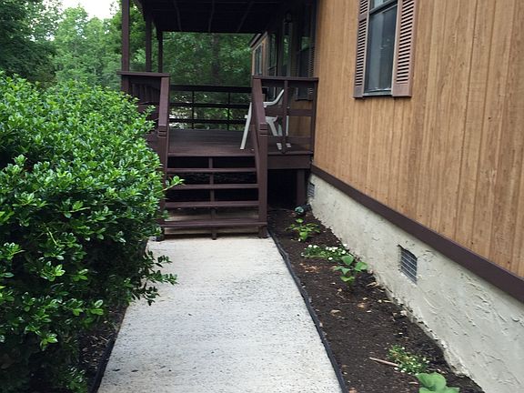 2nd image of 3282 24th St NE