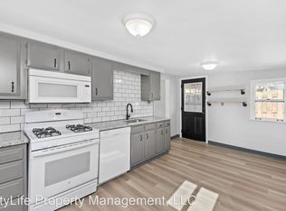 1913 Fairland St, Pittsburgh, PA 15210